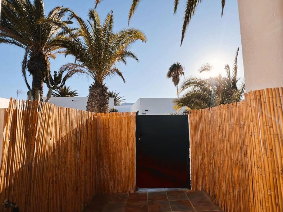 Rockbeach Bungalow Costa Teguise Exteriér fotografie