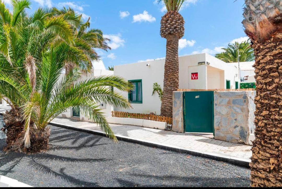 Rockbeach Bungalow Costa Teguise Exteriér fotografie